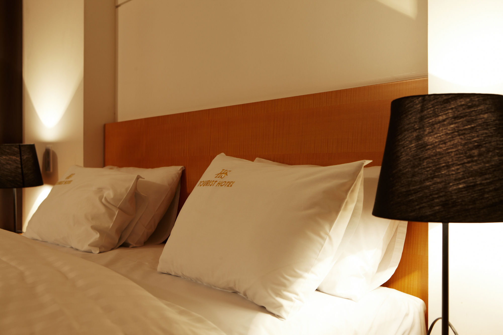 Hs Tourist Hotel Йосу Екстериор снимка