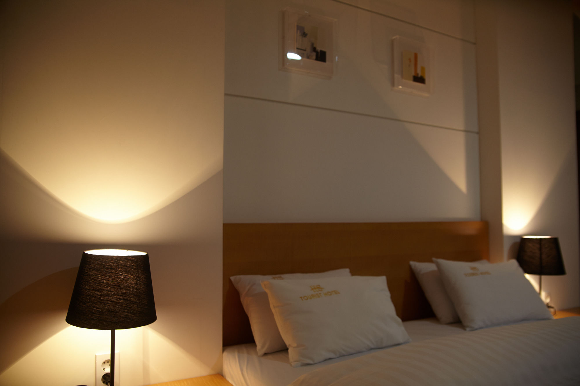 Hs Tourist Hotel Йосу Екстериор снимка